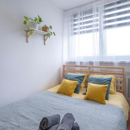 Verde Apartment Selfcheck-In 24H วรอตซวาฟ ภายนอก รูปภาพ